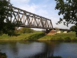 Alte Eisenbahnbrücke in Alsleben über die Saale