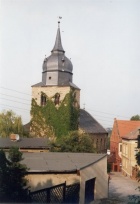 Alsleben - Die St. Cäcilien-Kirche vom der Gartenstraße